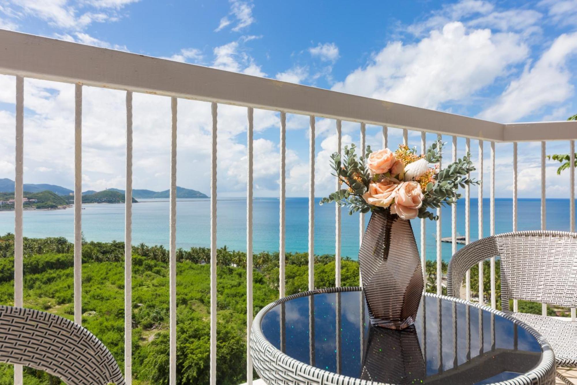 Sanya Zhi Ai Lily Seaview Apartment ภายนอก รูปภาพ